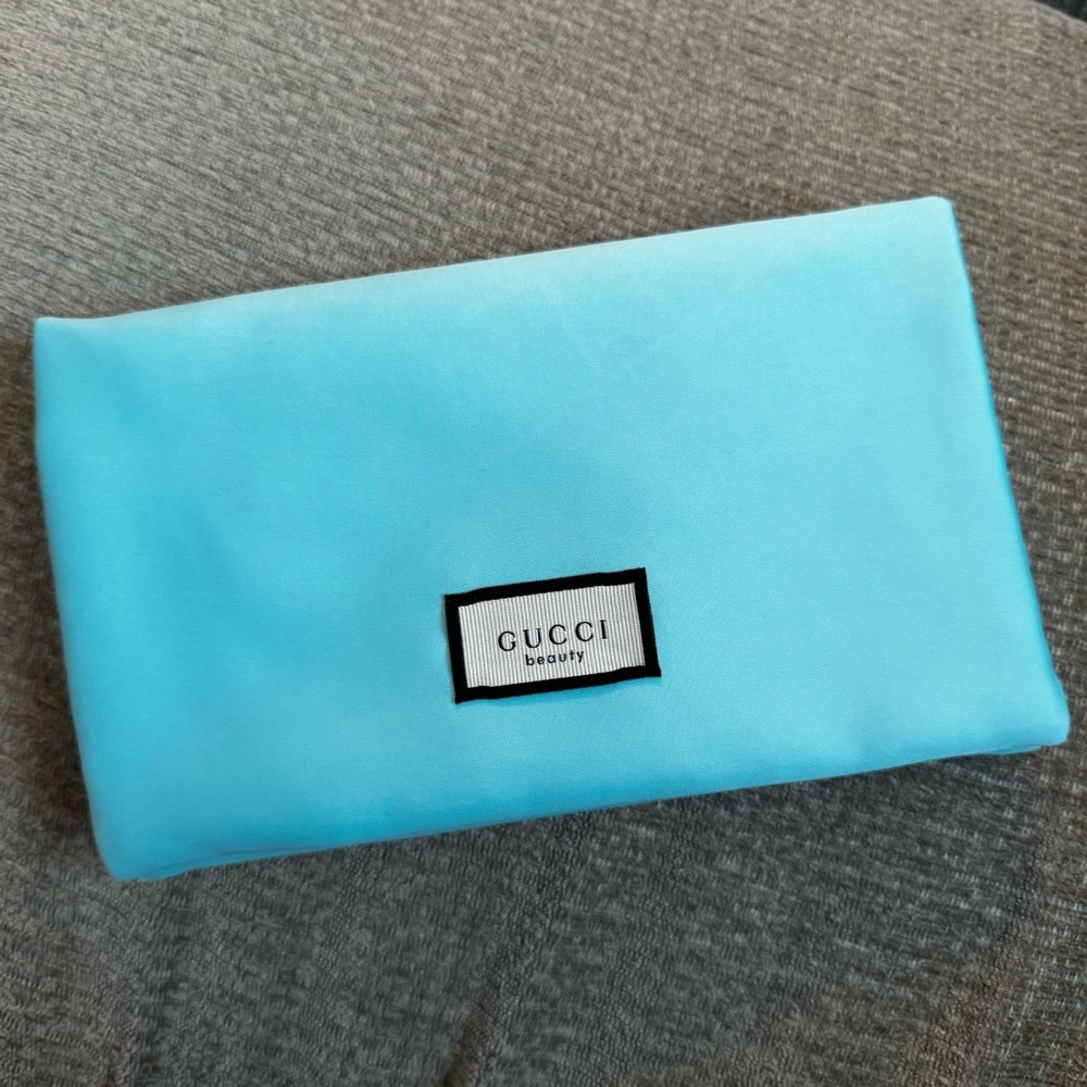 Gucci beauty pouch